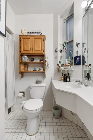 $975,000 | 5319 South Maryland Avenue, Chicago, IL 60615