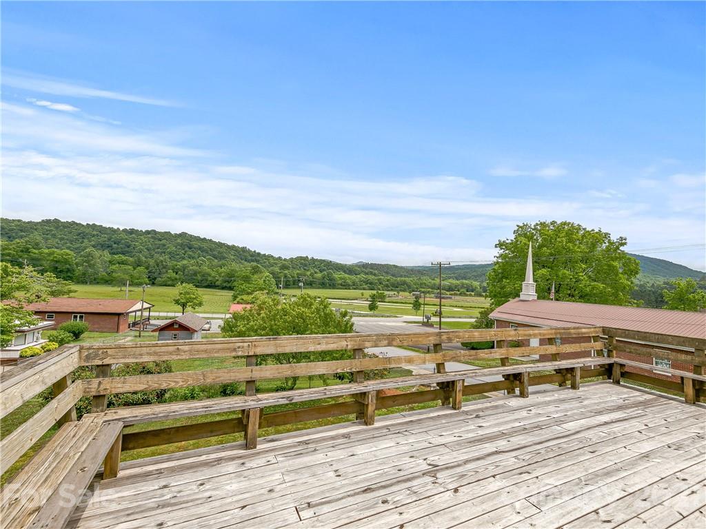 56 Galloway Road Brevard, NC 28712 - Photo 20 of 23 Gallery Image 20