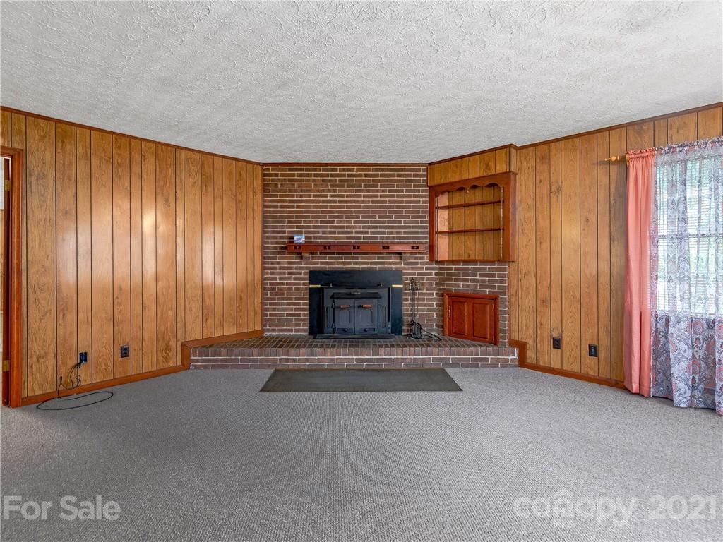 56 Galloway Road Brevard, NC 28712 - Photo 9 of 23 Gallery Image 9