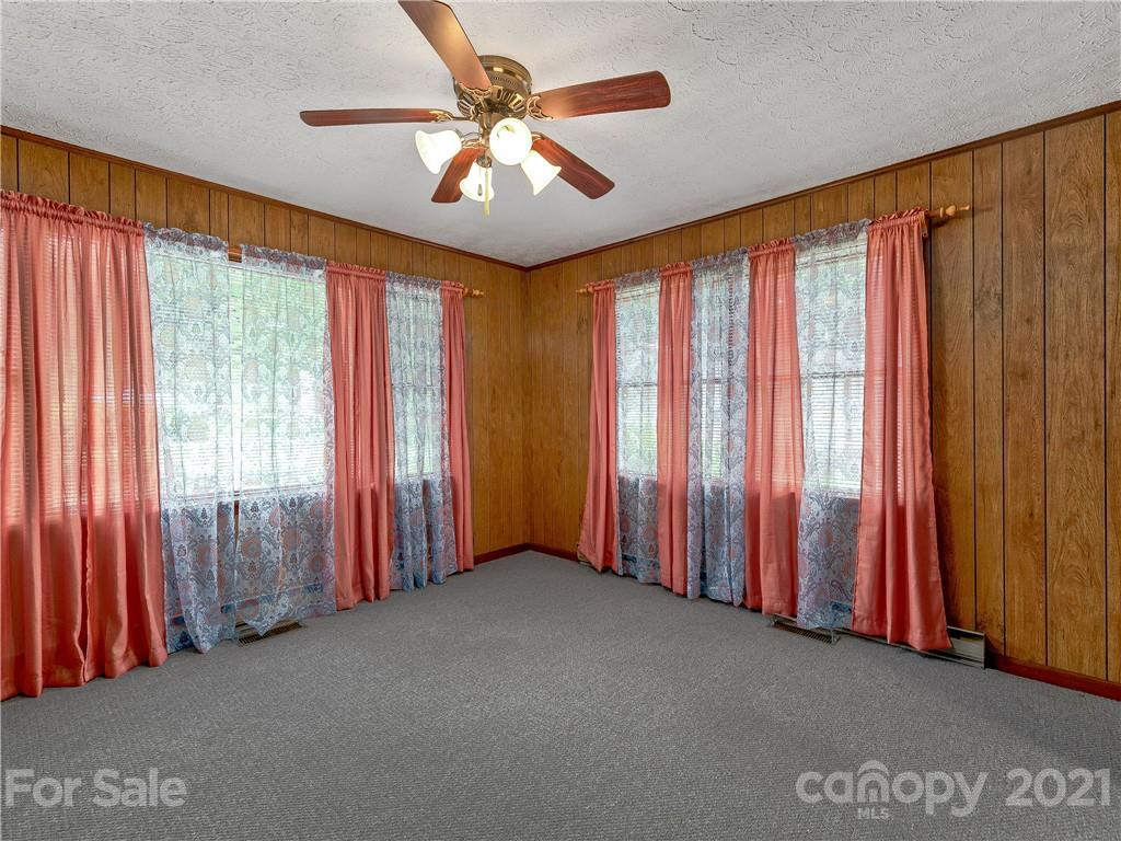 56 Galloway Road Brevard, NC 28712 - Photo 10 of 23 Gallery Image 10