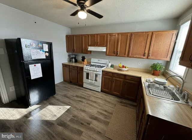 $1,150 | 724 State Street, Unit B, Camden, NJ 08102