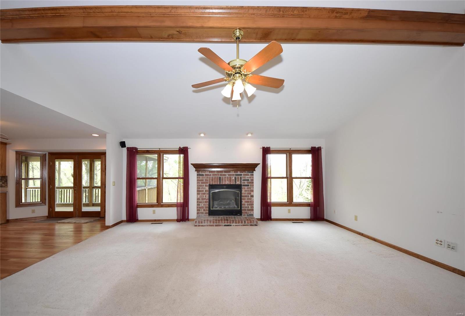 418 Old Colony Road Defiance, MO 63341 - Photo 11 of 85 Gallery Image 11