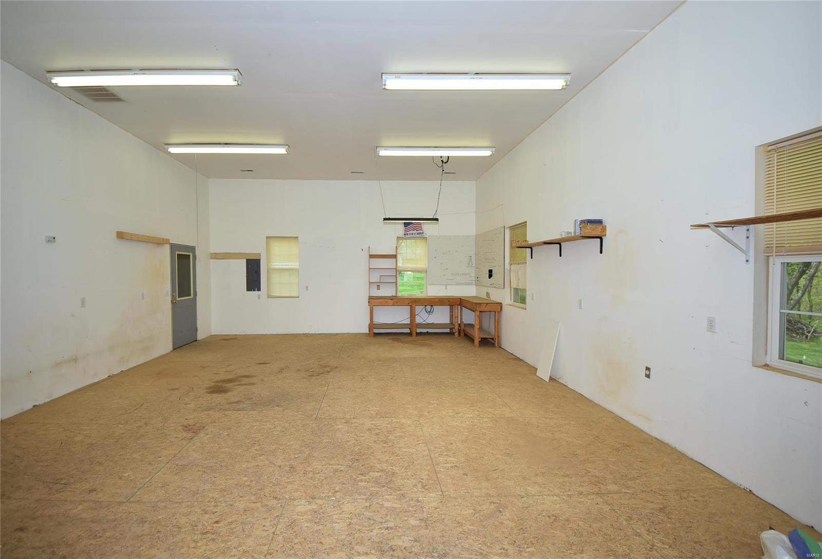 418 Old Colony Road Defiance, MO 63341 - Photo 28 of 85 Gallery Image 28