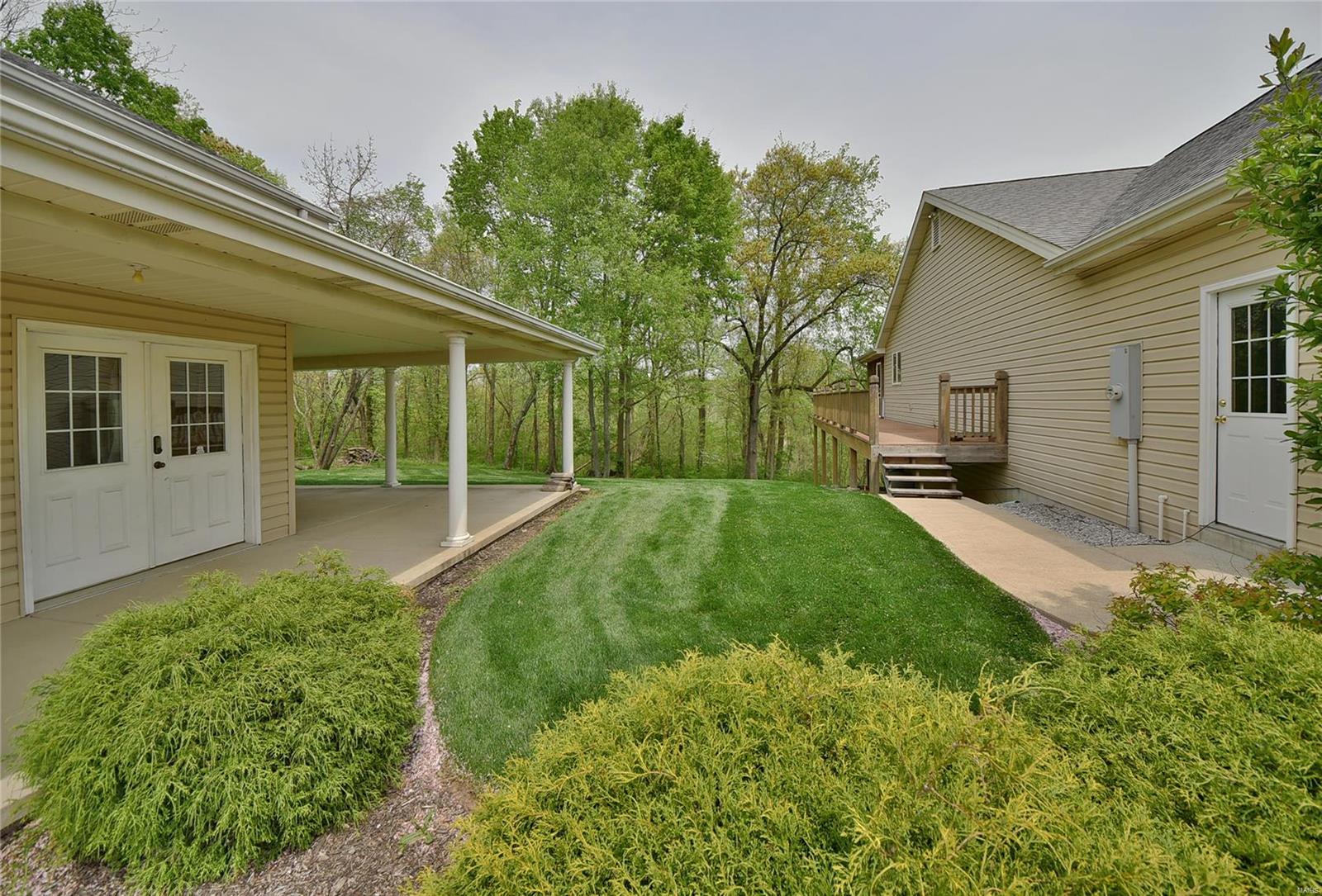 418 Old Colony Road Defiance, MO 63341 - Photo 31 of 85 Gallery Image 31