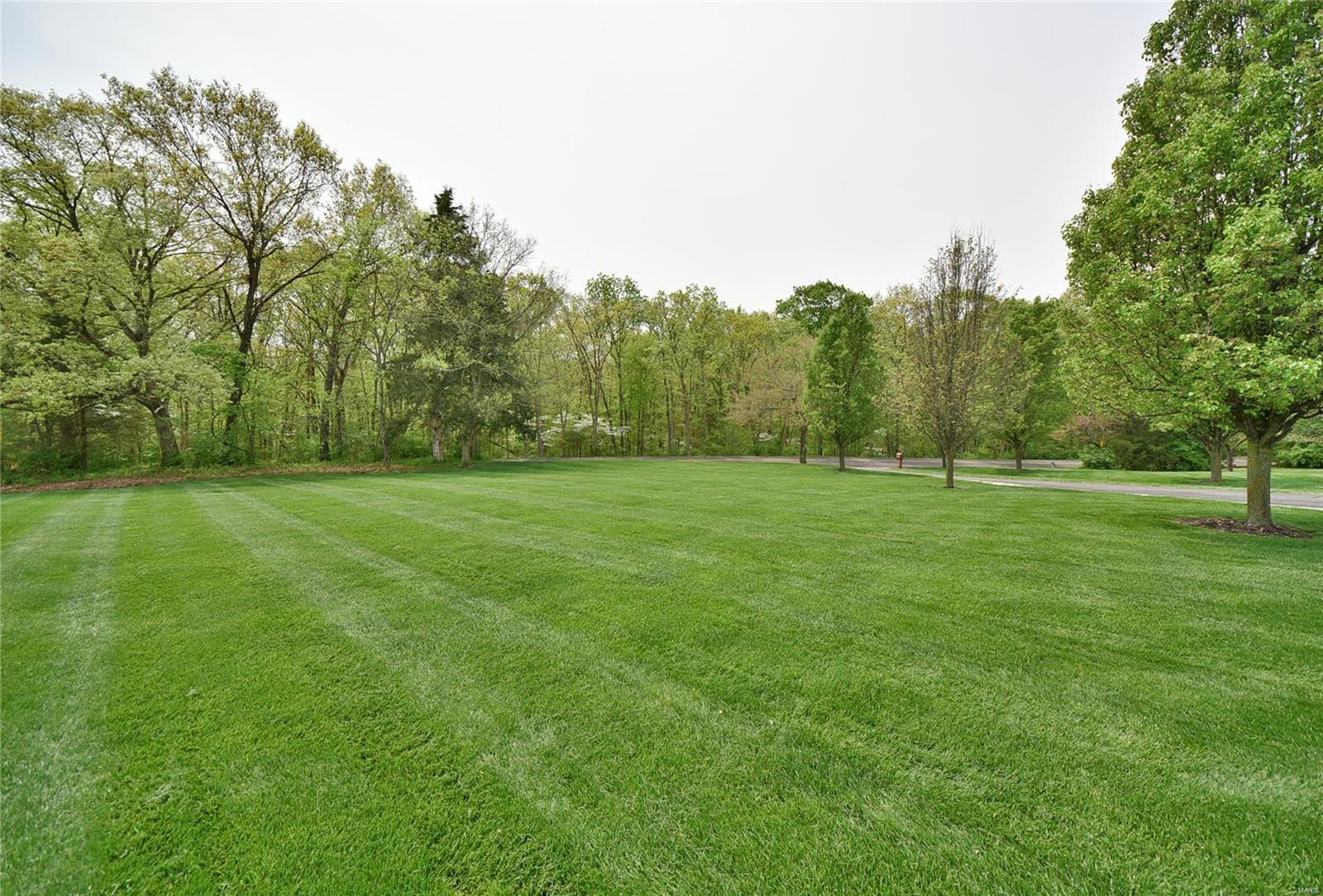 418 Old Colony Road Defiance, MO 63341 - Photo 32 of 85 Gallery Image 32