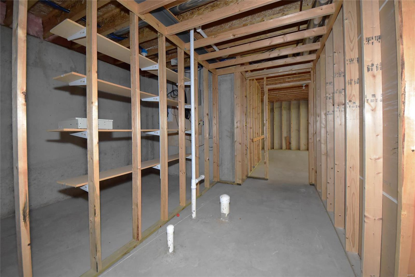 418 Old Colony Road Defiance, MO 63341 - Photo 34 of 85 Gallery Image 34