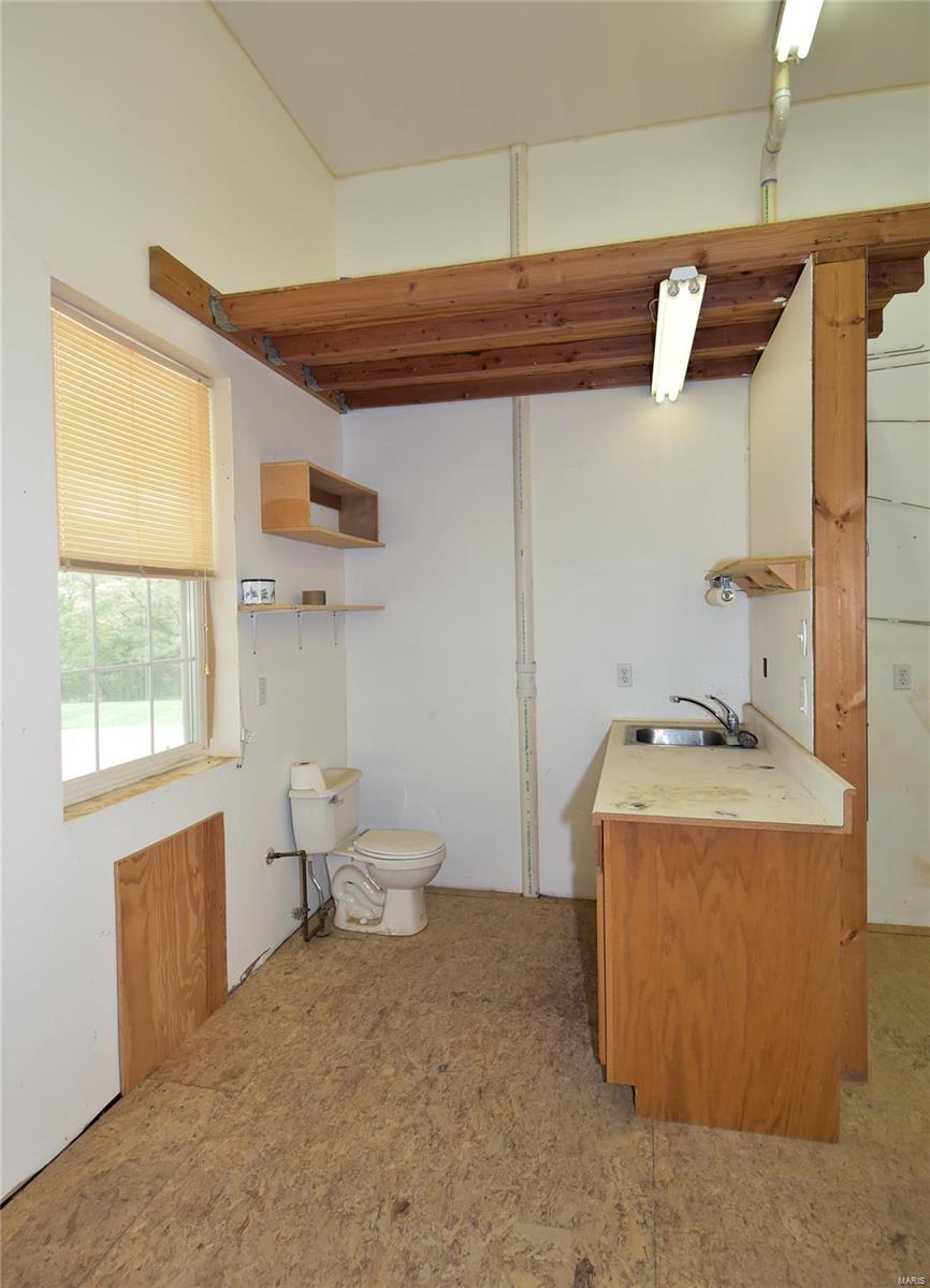 418 Old Colony Road Defiance, MO 63341 - Photo 39 of 85 Gallery Image 39