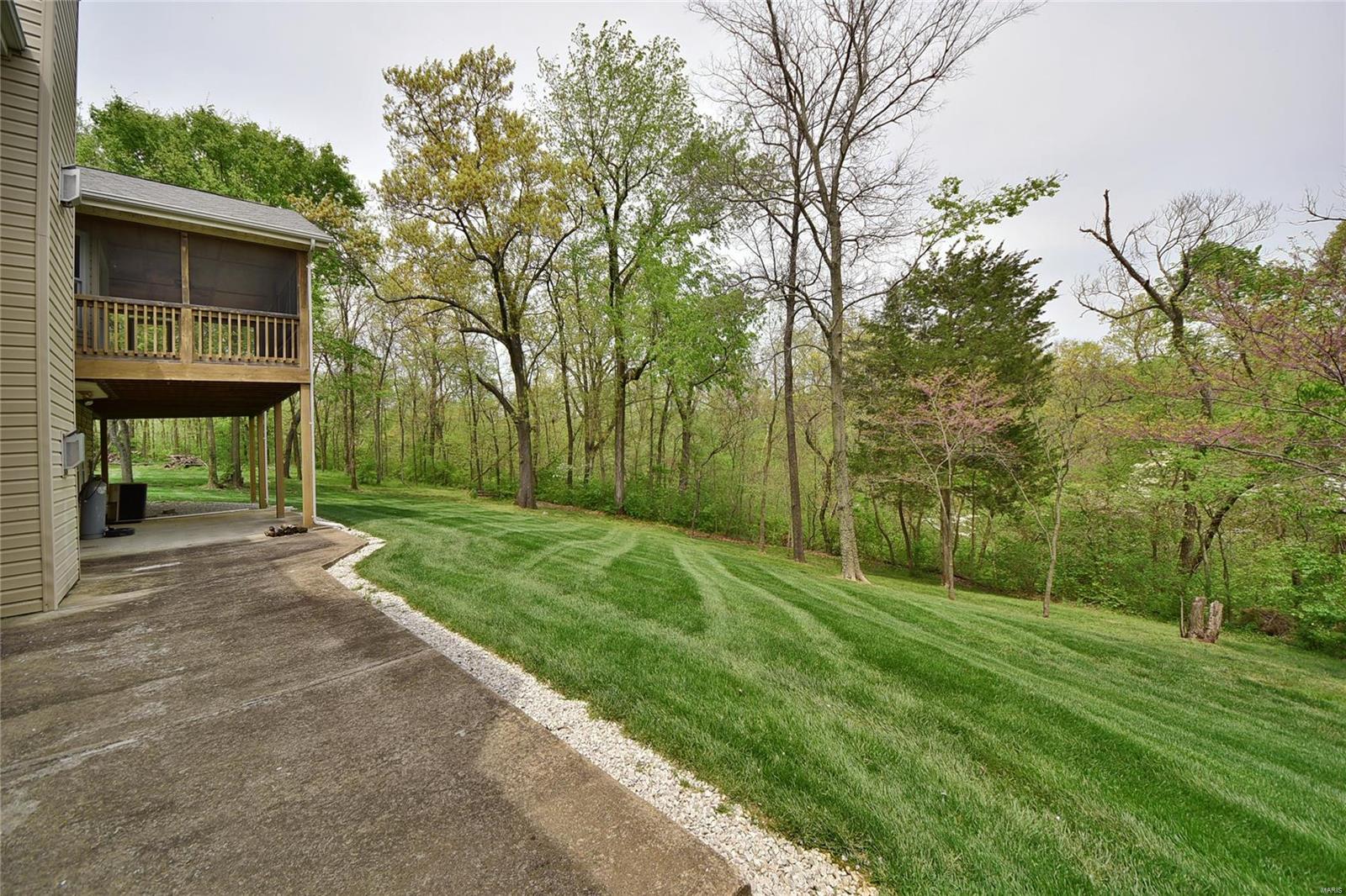 418 Old Colony Road Defiance, MO 63341 - Photo 56 of 85 Gallery Image 56