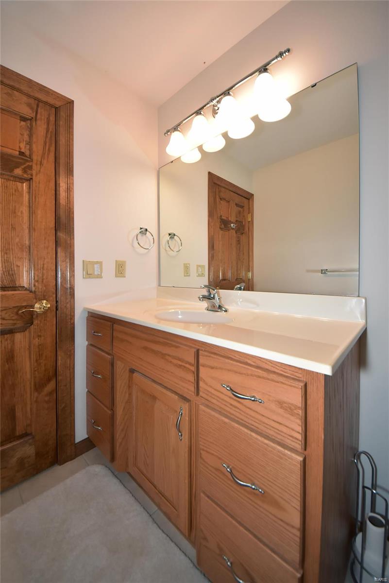 418 Old Colony Road Defiance, MO 63341 - Photo 59 of 85 Gallery Image 59