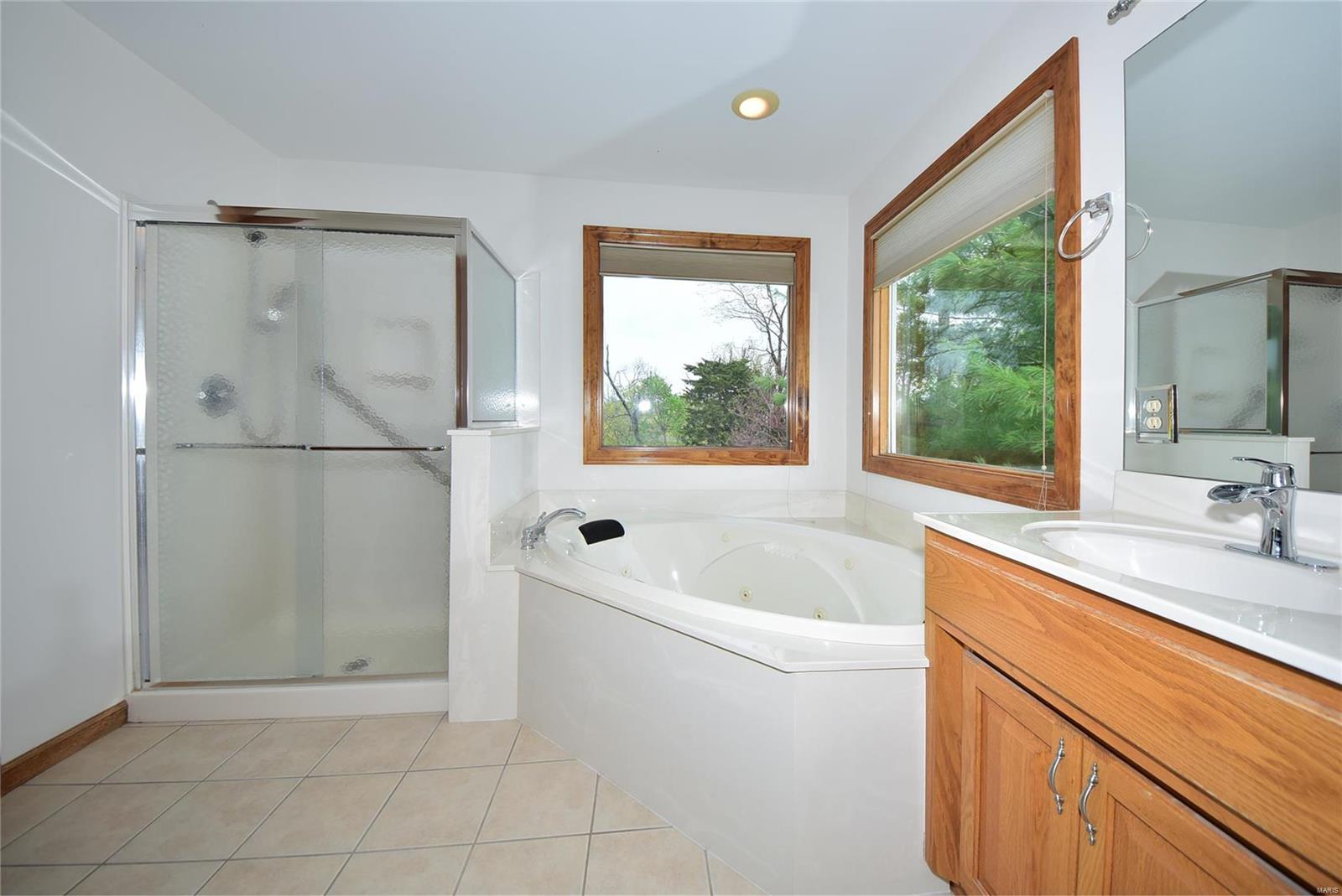 418 Old Colony Road Defiance, MO 63341 - Photo 60 of 85 Gallery Image 60