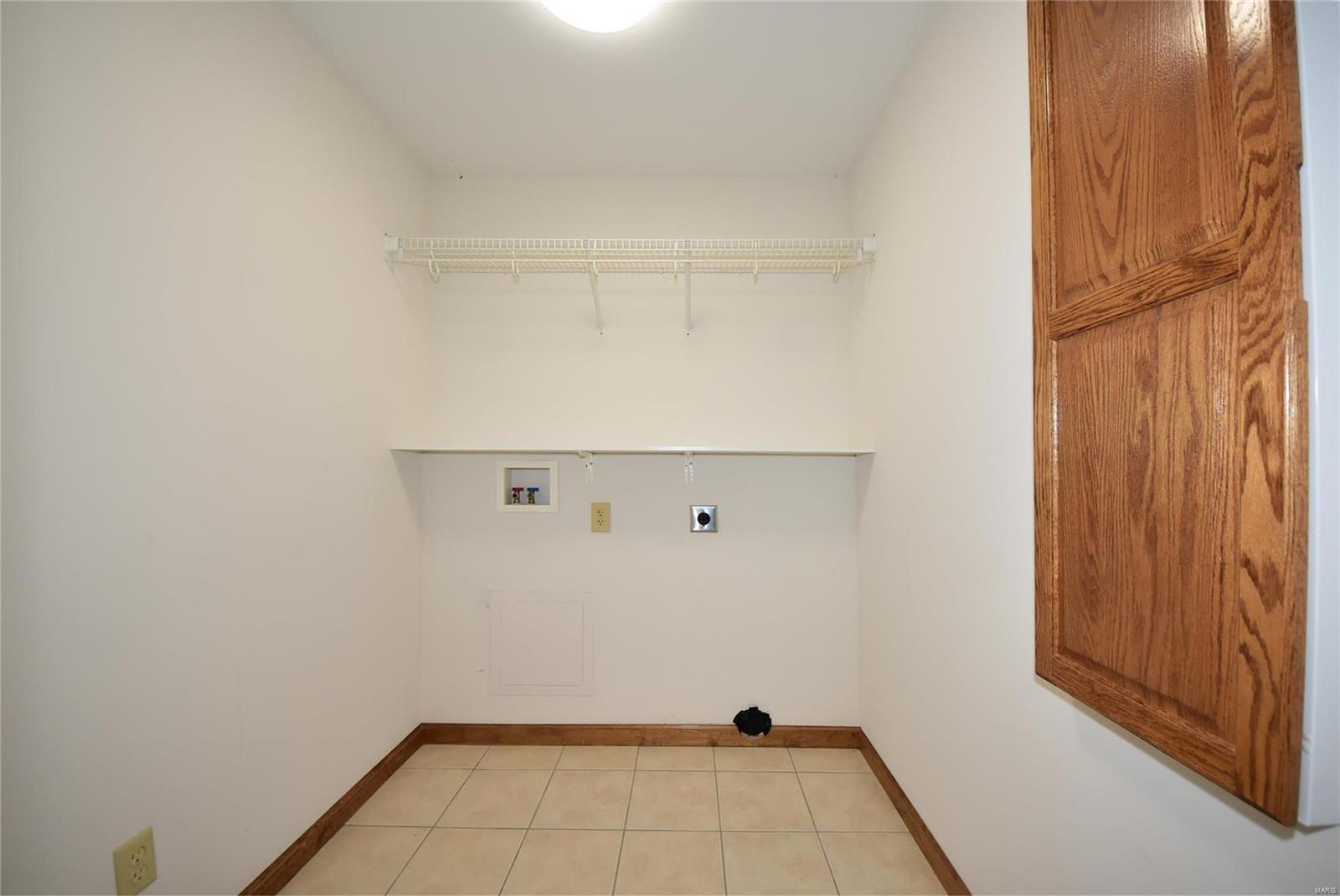 418 Old Colony Road Defiance, MO 63341 - Photo 63 of 85 Gallery Image 63