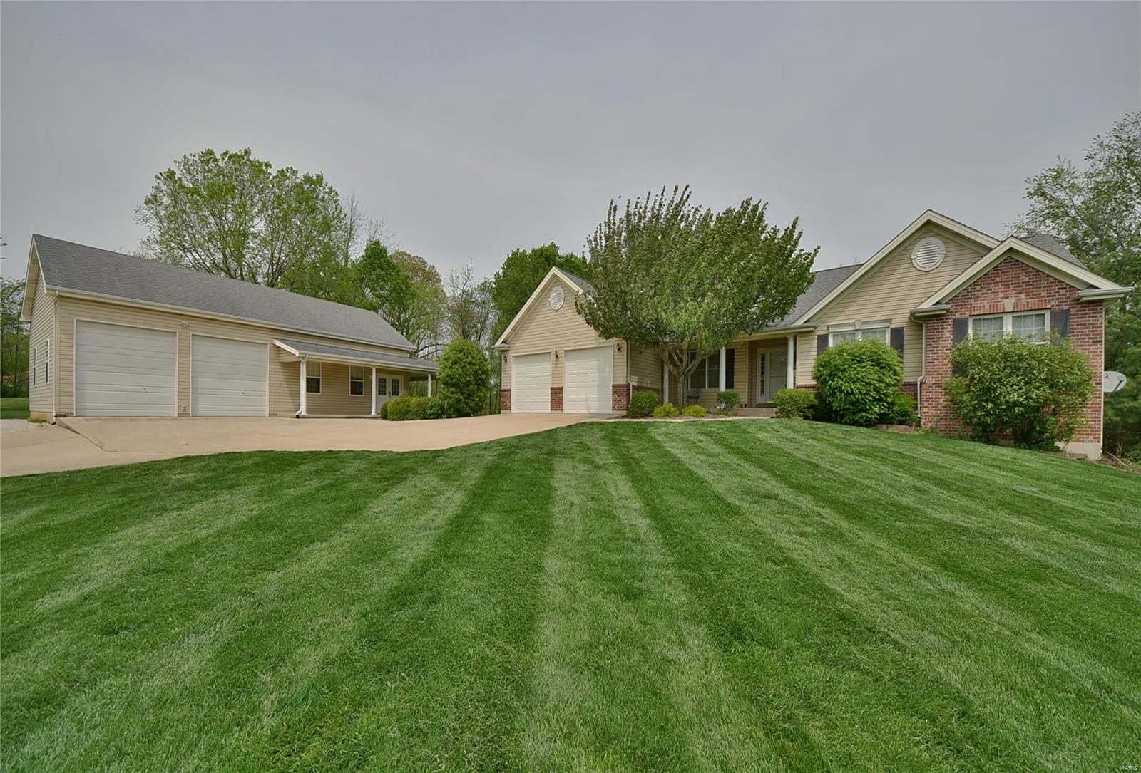 418 Old Colony Road Defiance, MO 63341 - Photo 75 of 85 Gallery Image 75