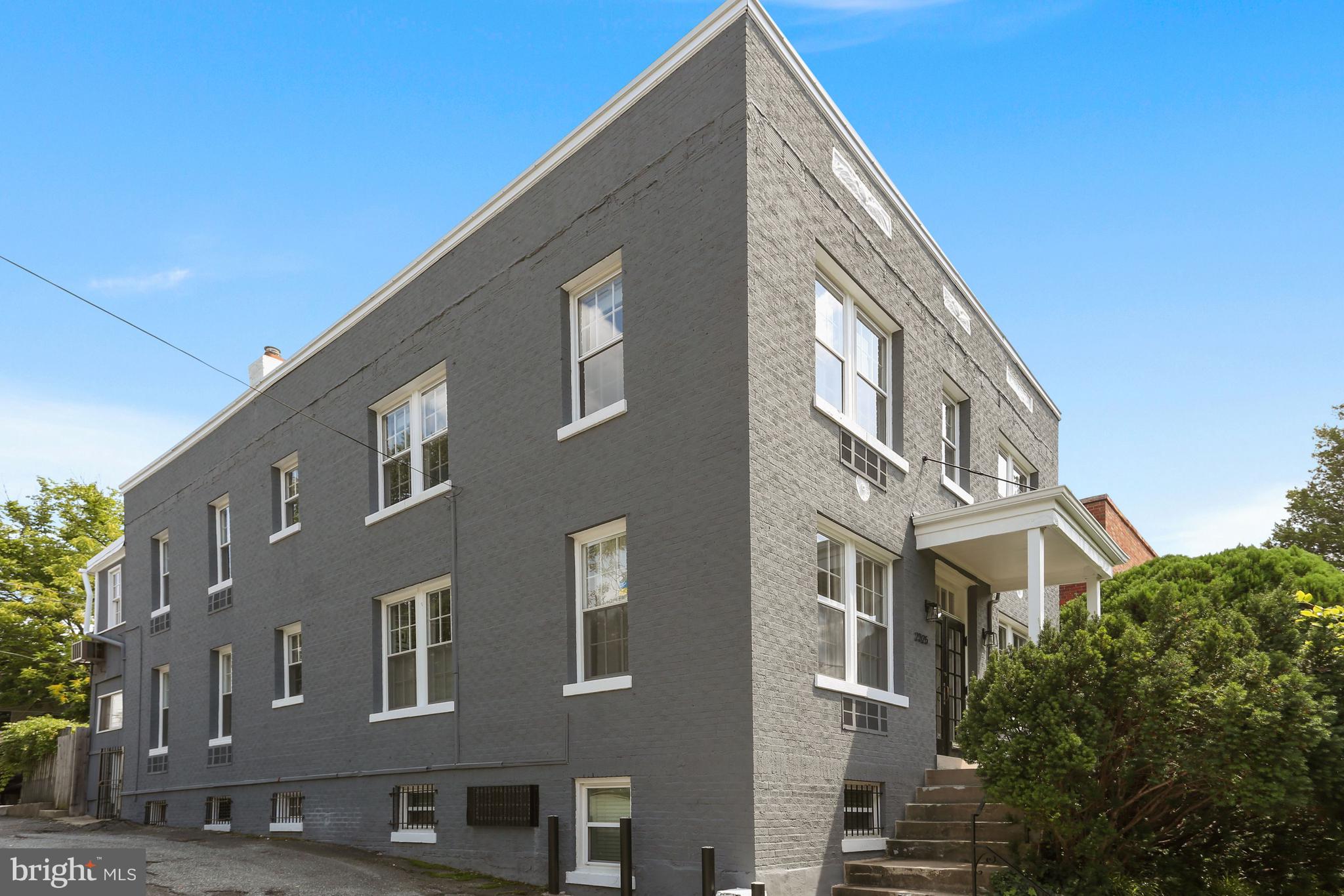 2325 37th Street Northwest, Unit 2 Washington, DC 20007 - Photo 34 of 39 2325 37th Street NW