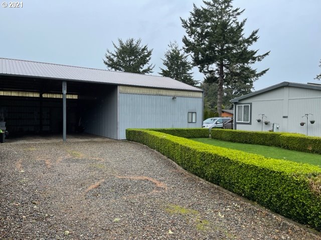 63536 Grand Road Coos Bay, OR 97420 - Photo 5 of 28 Gallery Image 5