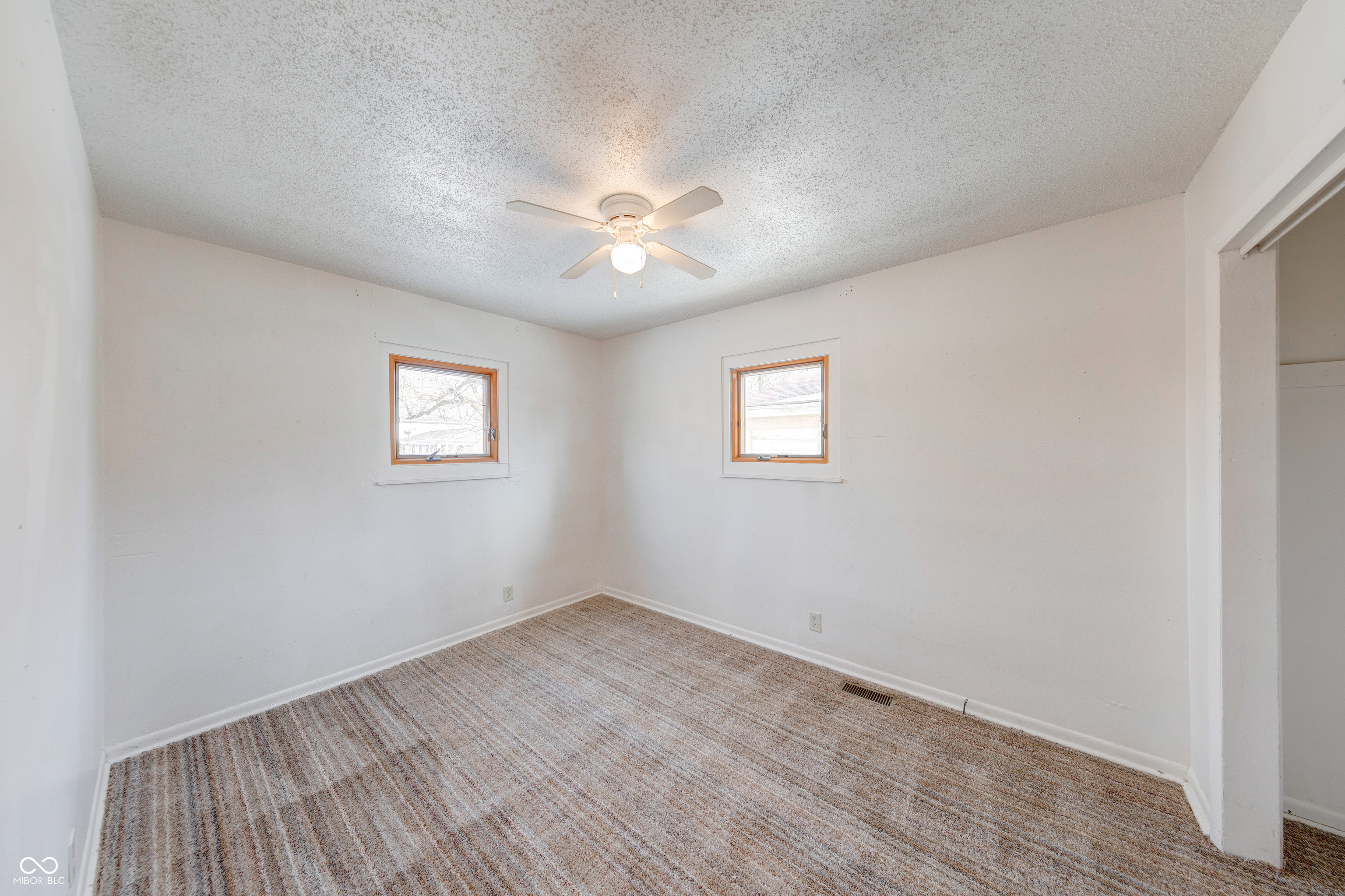 5660 East 34th Street Indianapolis, IN 46218 - Photo 19 of 24