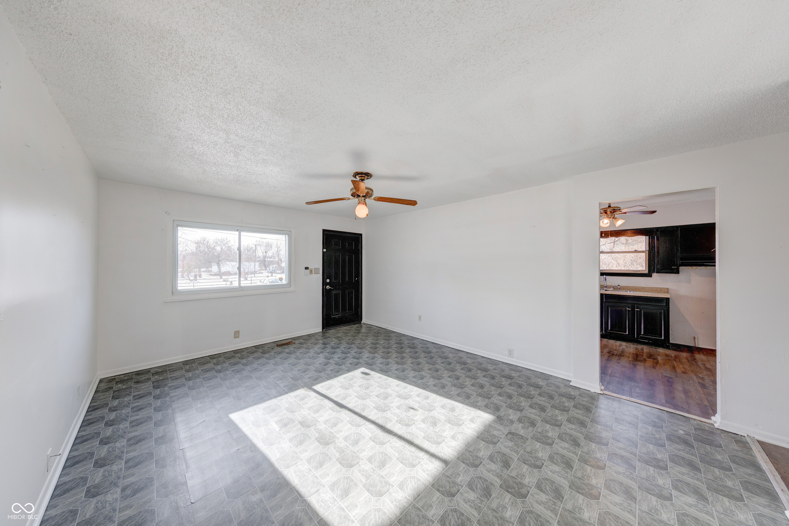 5660 East 34th Street Indianapolis, IN 46218 - Photo 4 of 24