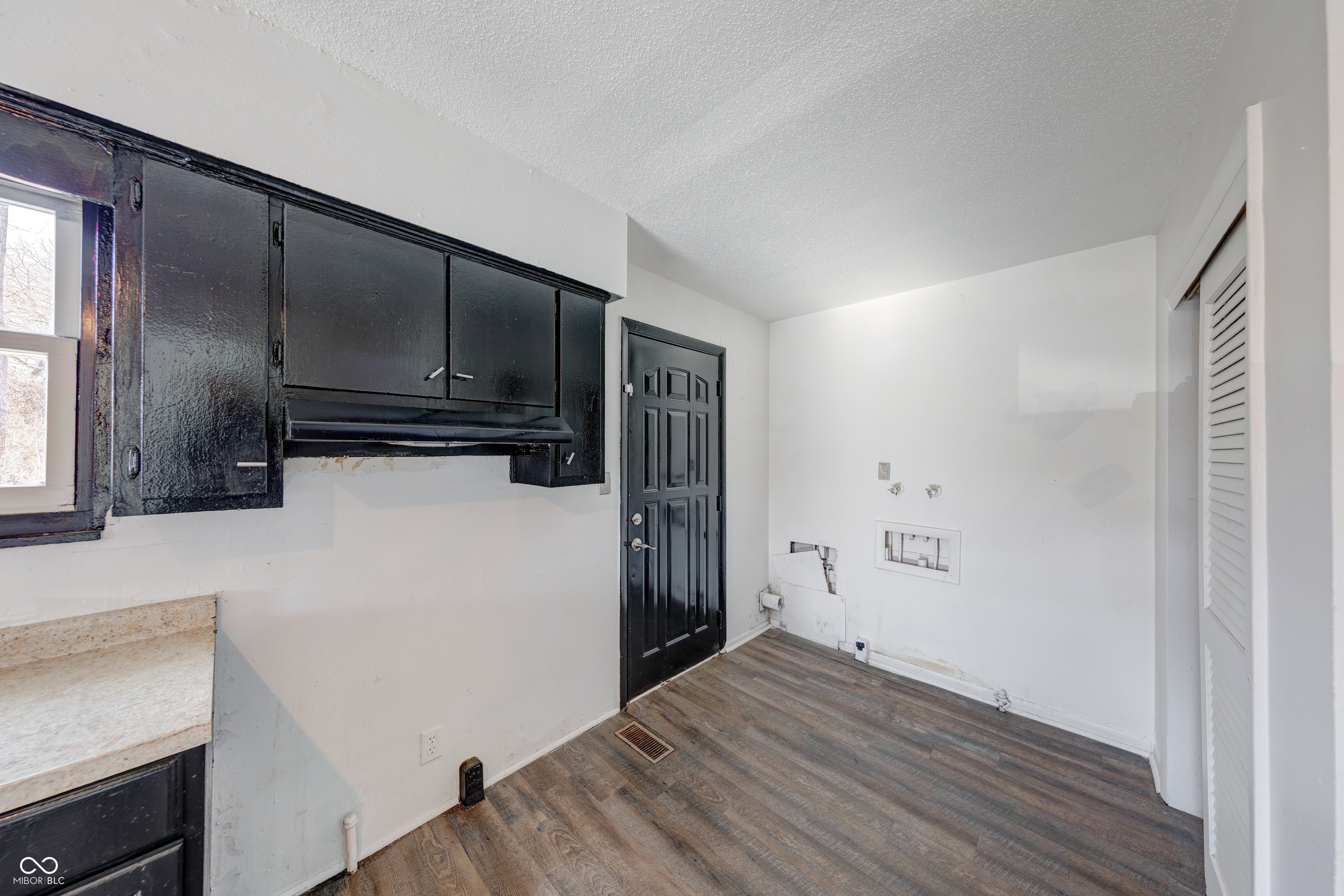 5660 East 34th Street Indianapolis, IN 46218 - Photo 8 of 24