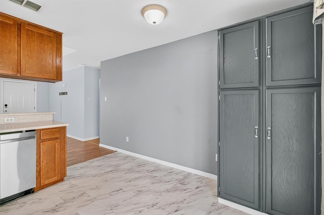 850 Purdue Road Corpus Christi, TX 78418 - Photo 17 of 39 a view of kitchen with wooden floor