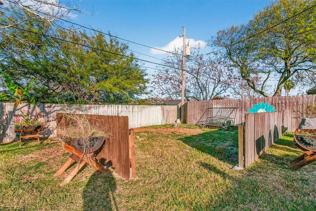 850 Purdue Road Corpus Christi, TX 78418 - Photo 38 of 39