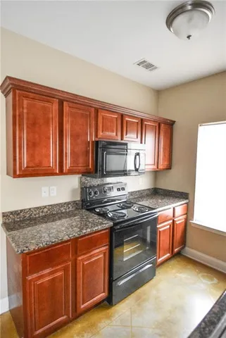 $850 | 48249 Gabrielle Court, Unit 8, Tickfaw, LA 70466