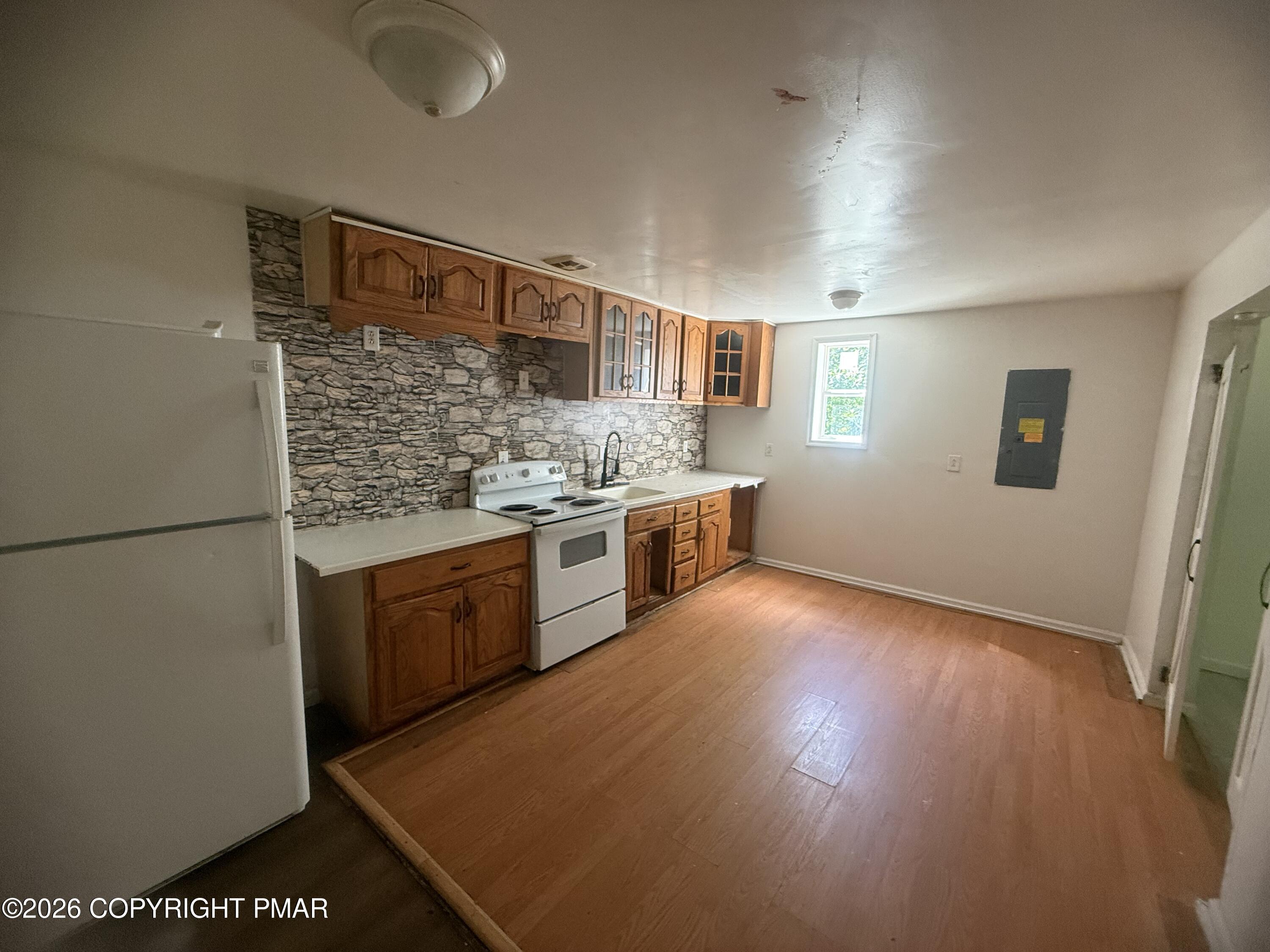 2186 Spring Drive Bushkill, PA 18324 - Photo 13 of 39 IMG_1359