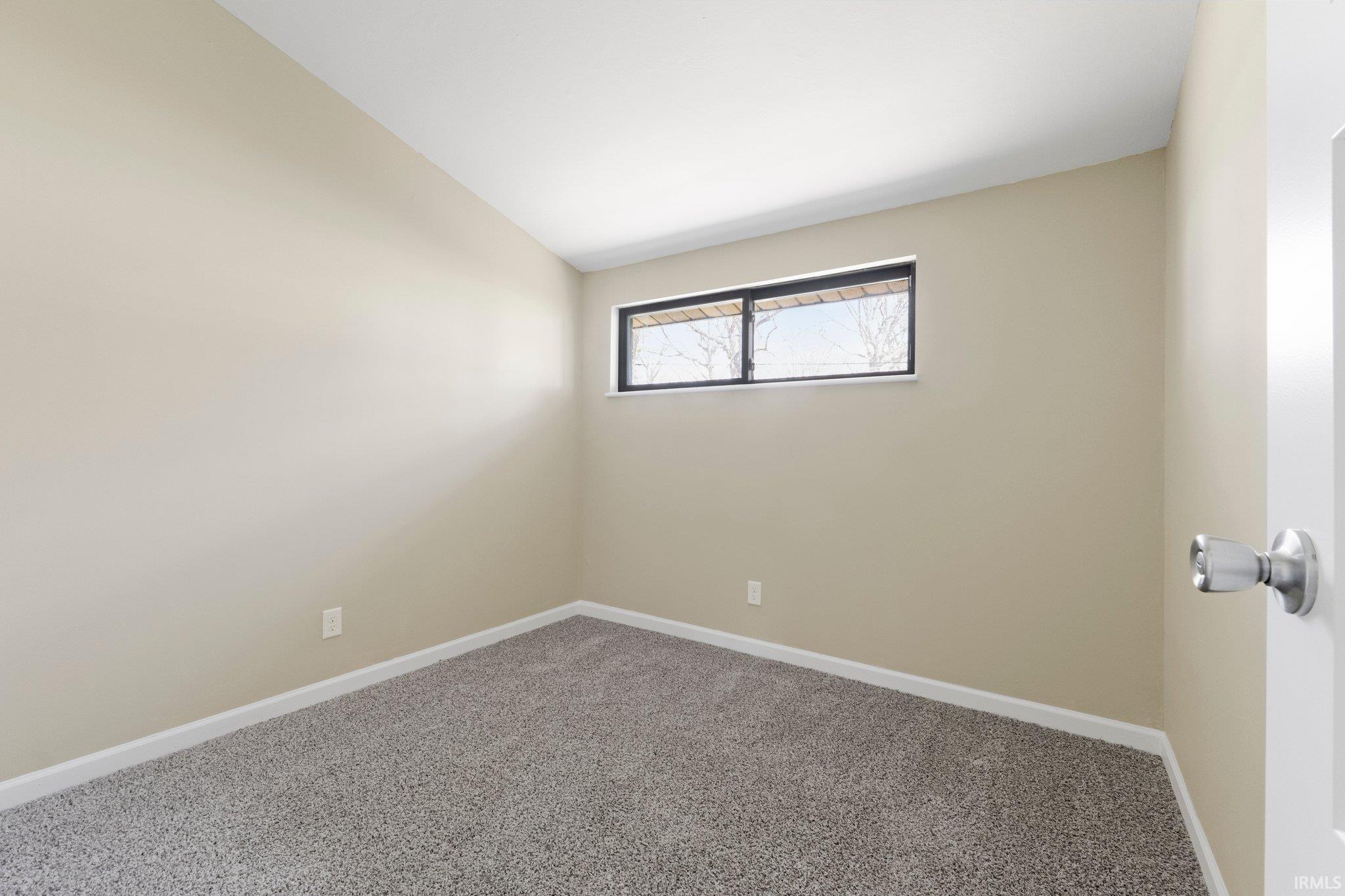 6328 Smith Road Fort Wayne, IN 46809 - Photo 16 of 27