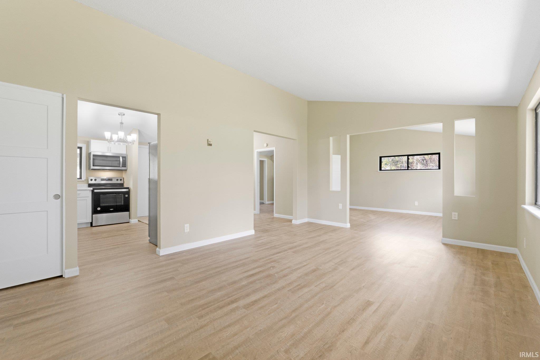 6328 Smith Road Fort Wayne, IN 46809 - Photo 5 of 27