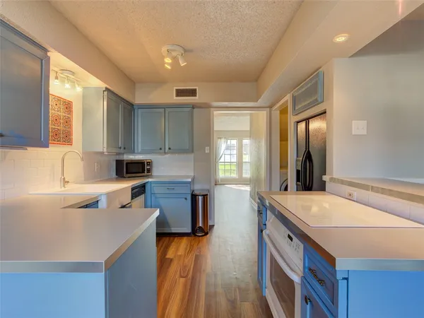 $2,200 | 2007 Browning Drive, Austin, TX 78752