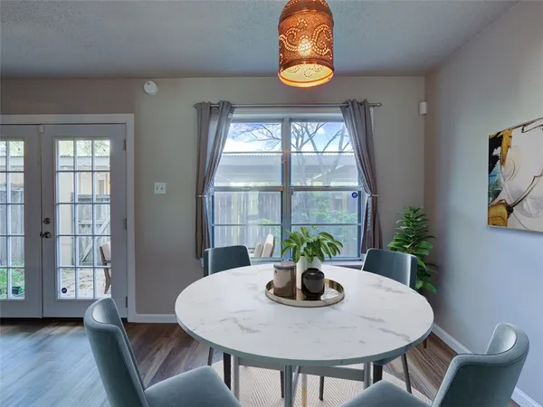 $2,200 | 2007 Browning Drive, Austin, TX 78752