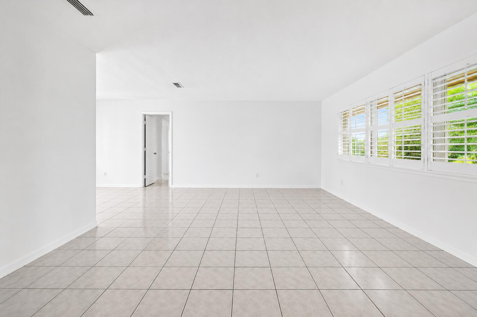 842 Fathom Road West North Palm Beach, FL 33408 - Photo 30 of 54 50bf6051-d5bb-4e7d-b209-4325945cd34a