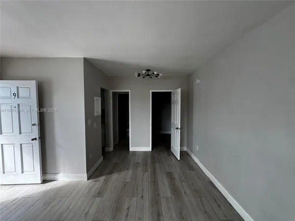 $1,700 | 500 13th Street, Unit 9, Miami Beach, FL 33139