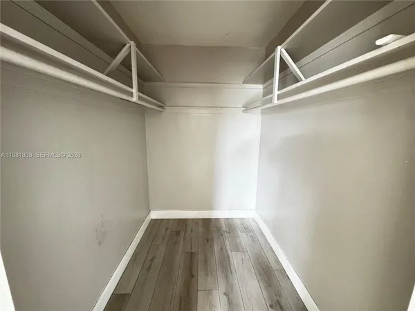$1,700 | 500 13th Street, Unit 9, Miami Beach, FL 33139