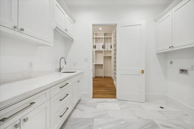 $2,349,990 | 830 Azalea Street, Houston, TX 77018