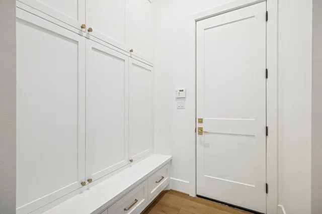 $2,349,990 | 830 Azalea Street, Houston, TX 77018