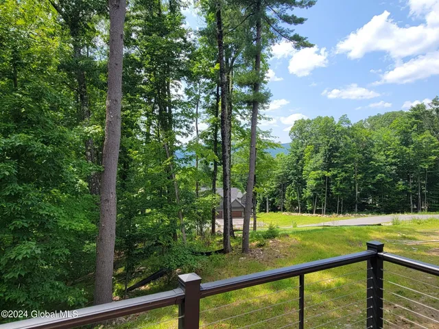 $699,000 | 30 Hill Crest Lane, Unit 11, Lake George, NY 12845