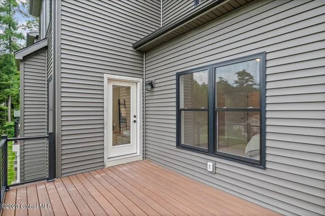 $699,000 | 30 Hill Crest Lane, Unit 11, Lake George, NY 12845