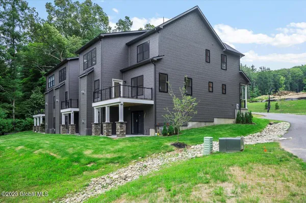 $699,000 | 30 Hill Crest Lane, Unit 11, Lake George, NY 12845