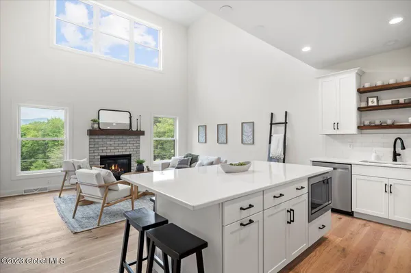 $699,000 | 30 Hill Crest Lane, Unit 11, Lake George, NY 12845