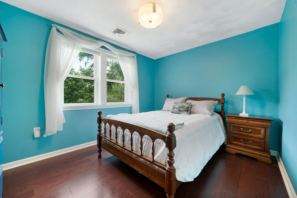 3 Norman Road Reading, MA 01867 - Photo 15 of 32