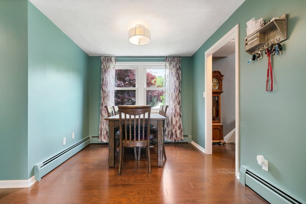 3 Norman Road Reading, MA 01867 - Photo 8 of 32