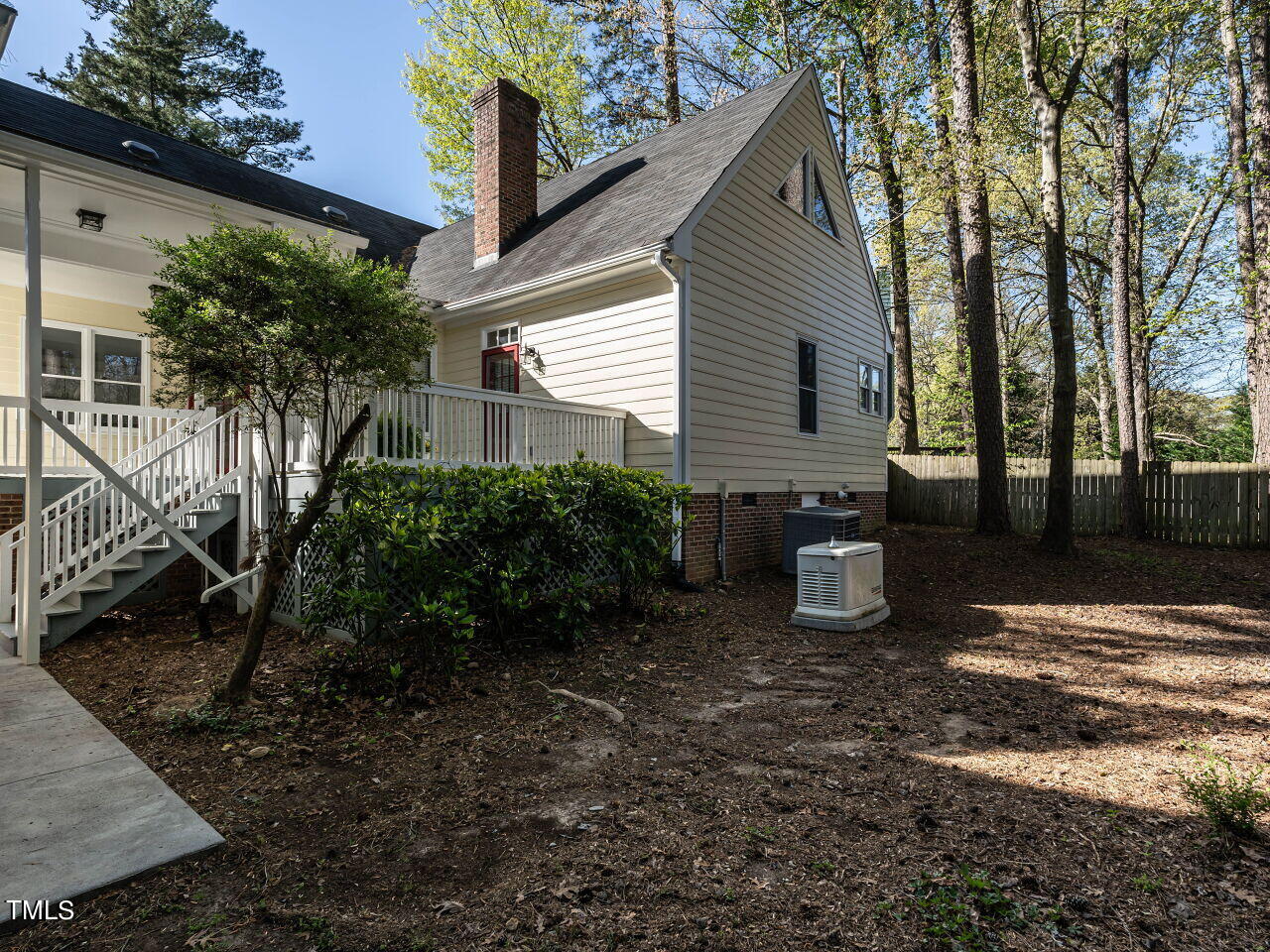 4612 Thendara Way Raleigh, NC 27612 - Photo 33 of 34 033-1280x960-back-of-home