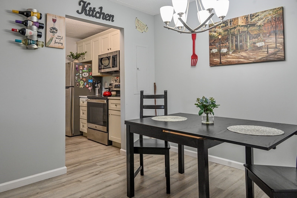 24 Maple Crest Circle, Unit F Holyoke, MA 01040 - Photo 11 of 41 Gallery Image 11