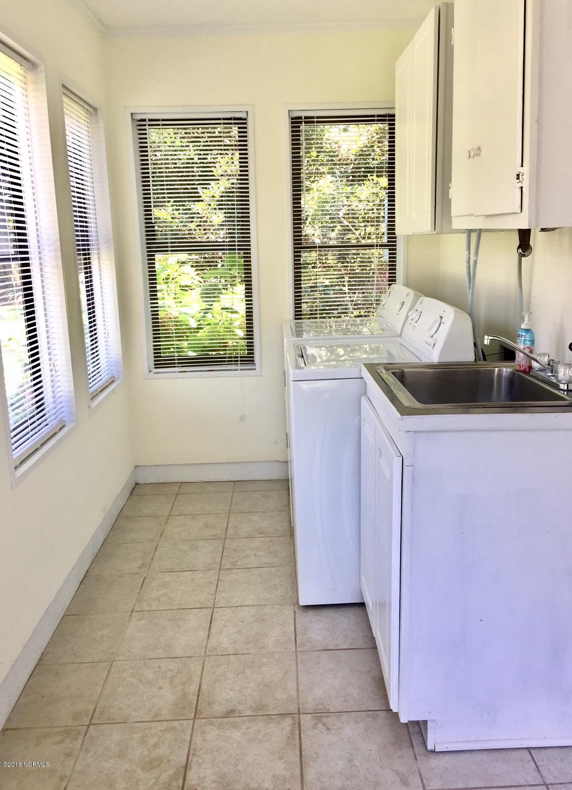 830 Ross Road Bath, NC 27808 - Photo 36 of 40 LaundryRoom