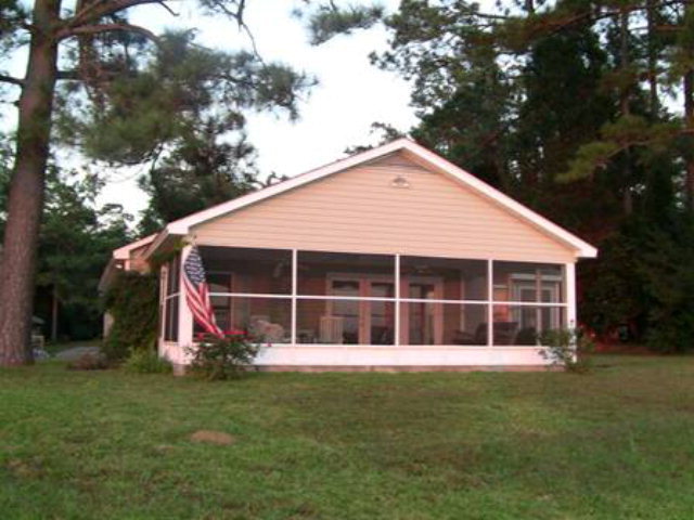 830 Ross Road Bath, NC 27808 - Photo 4 of 40 Screened Porch