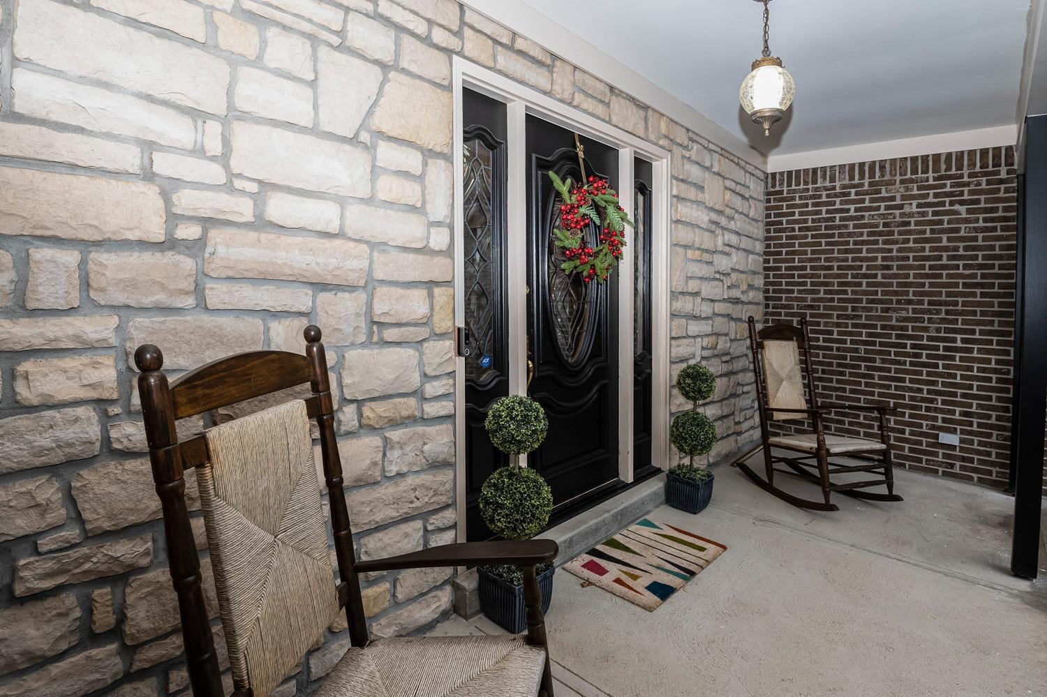1538 Waycross Road Cincinnati, OH 45240 - Photo 3 of 50 Gallery Image 3