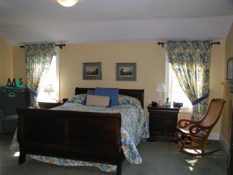 1375 Yorkshire Road Grosse Pointe, MI 48230 - Photo 8 of 9 852721-7.JPG