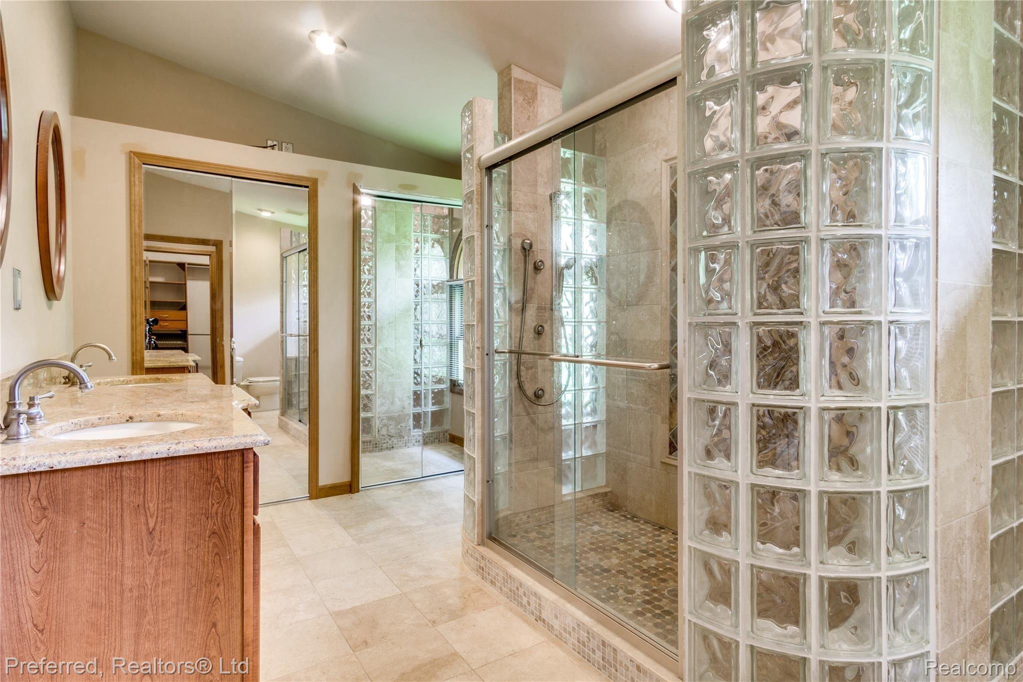 40519 Lotzford Road Canton, MI 48187 - Photo 30 of 44 30.jpg