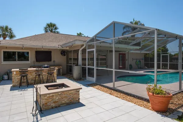 $660,000 | 75 Woodcutter Lane, Palm Harbor, FL 34683