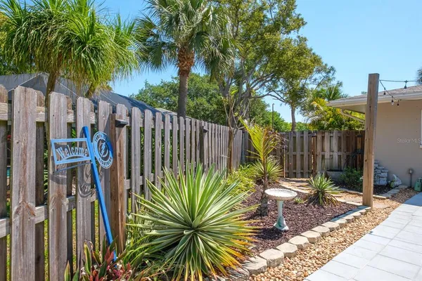 $660,000 | 75 Woodcutter Lane, Palm Harbor, FL 34683