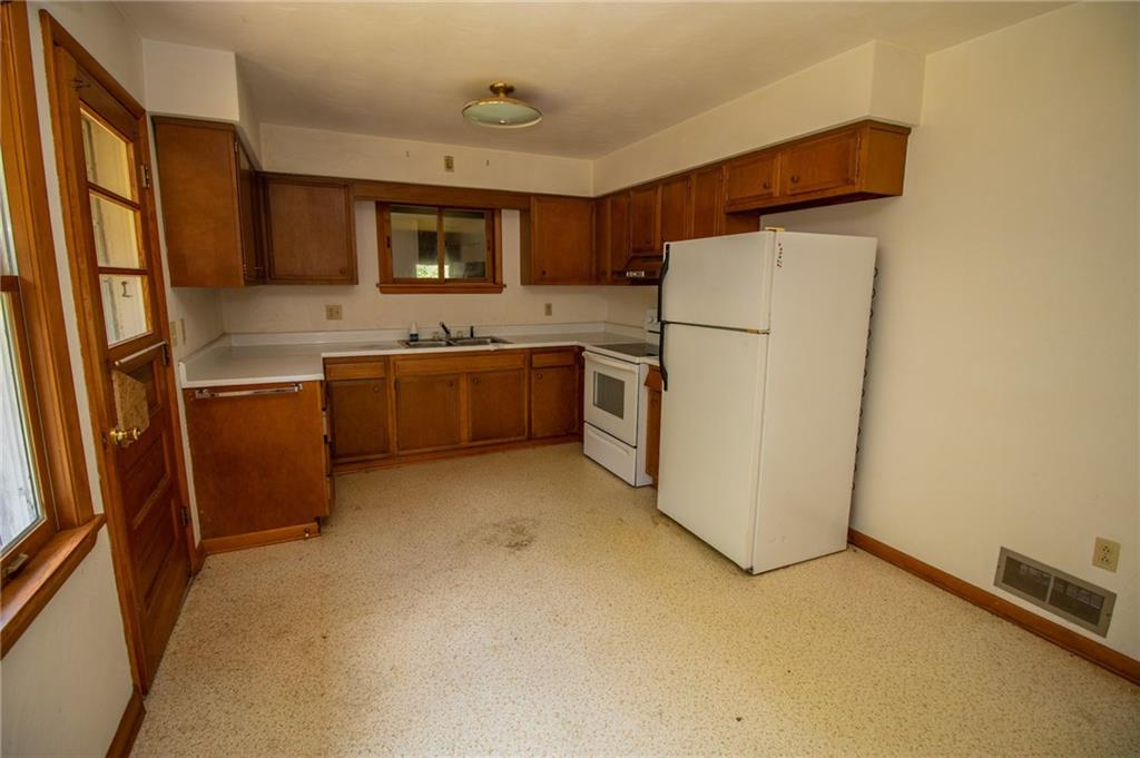 156 Wray Plan Road Kittanning, PA 16201 - Photo 7 of 12